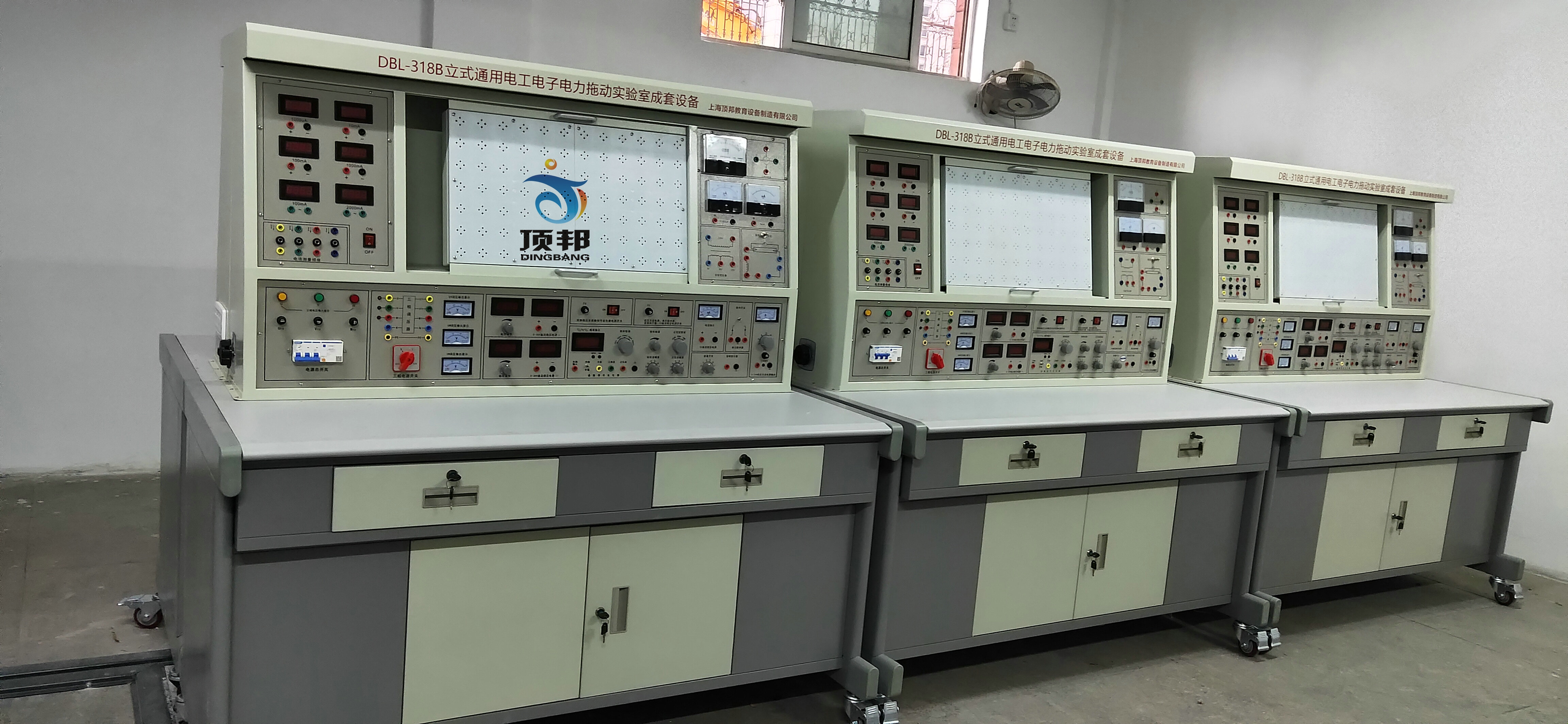 電工電子電拖實訓(xùn)設(shè)備